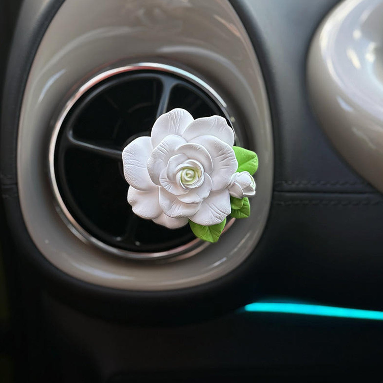 Elegant Rose Flower Car Air Freshener Clip For Ac Vent With Perfume Bottle 10ml(1 Pc)
